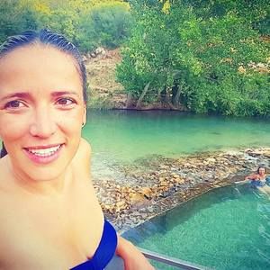 Meet your Posher, Dee